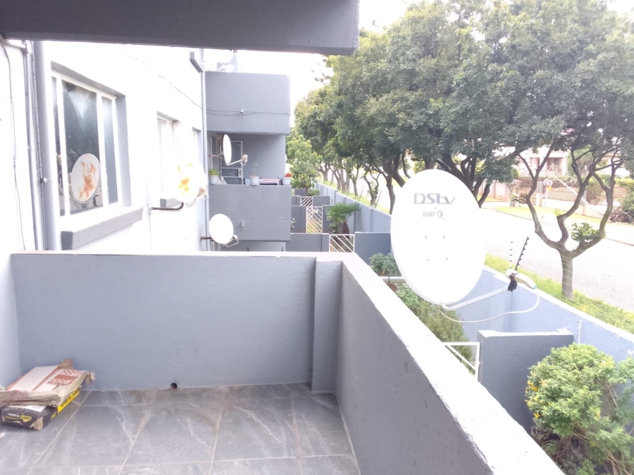 2 Bedroom Property for Sale in Aberdeen Eastern Cape